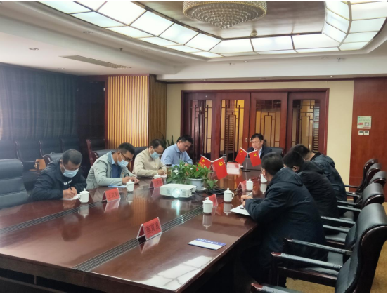 兗州中材黨委委員、副總經(jīng)理顏景祥到河南片區(qū)黨支部講授專題黨課